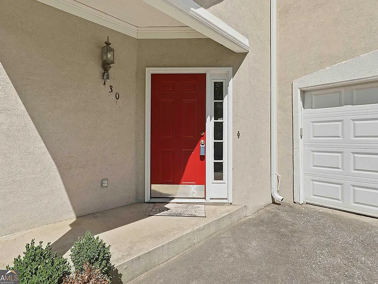 130 S Fairfield Dr — Photo 3