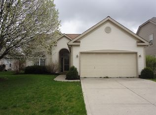 613 Burr Oak Dr, Carmel, IN 46032