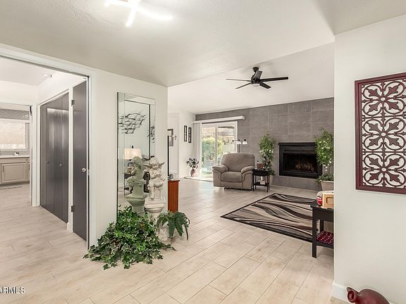 3rd image of 25618 S ONTARIO Drive