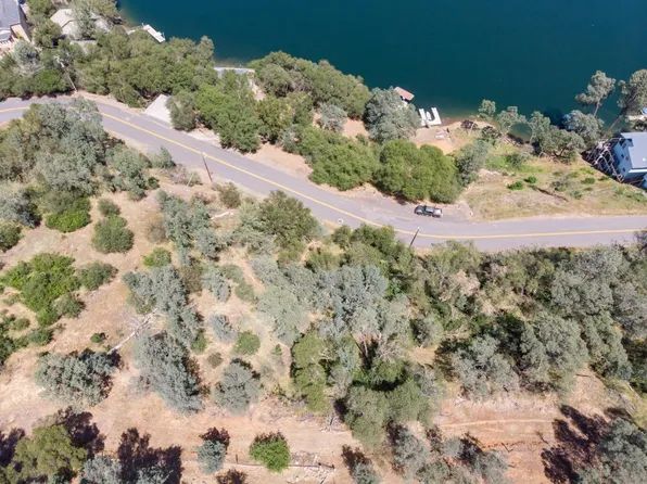 4860 Lakeshore Dr, Copperopolis, CA 95228