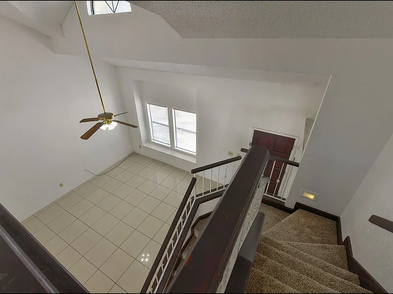 695 Bluff Canyon Cir — Photo 27