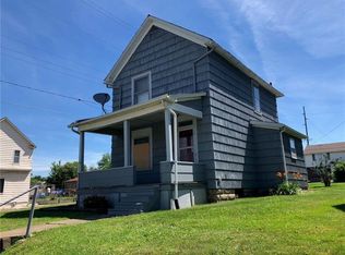 1157 Hamilton Ave, Farrell, PA 16121