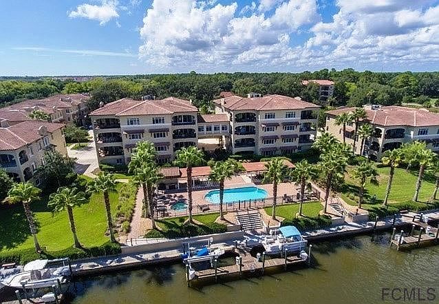 1st image of 110 Club House Dr