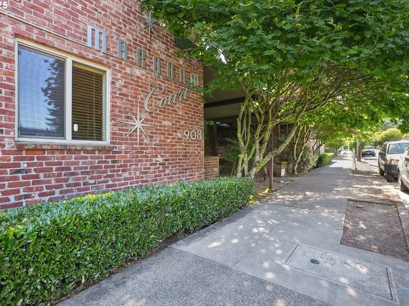 908 SW Gaines St APT 31, Portland, OR 97239