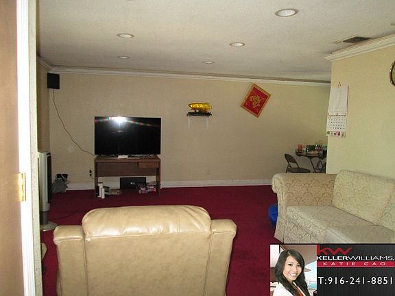 5th image of 7331 Meadowgate Dr