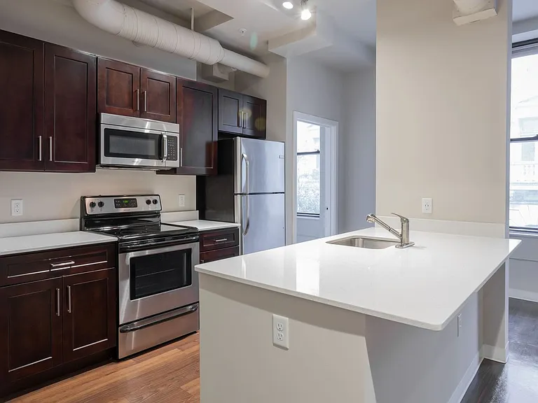 Charming 1 Bedroom/1 Bathroom Apartment Unit in Downtown Baltimore, MD! Unit 416 — Photo 52
