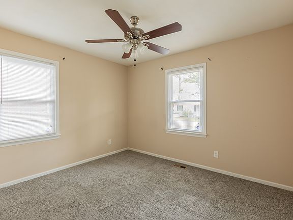 5th image of 171 N Abilene Ave