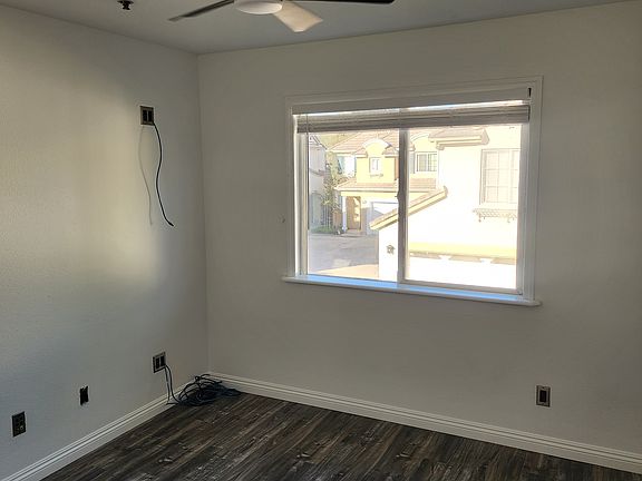2nd image of 159 Bloomfield Ln