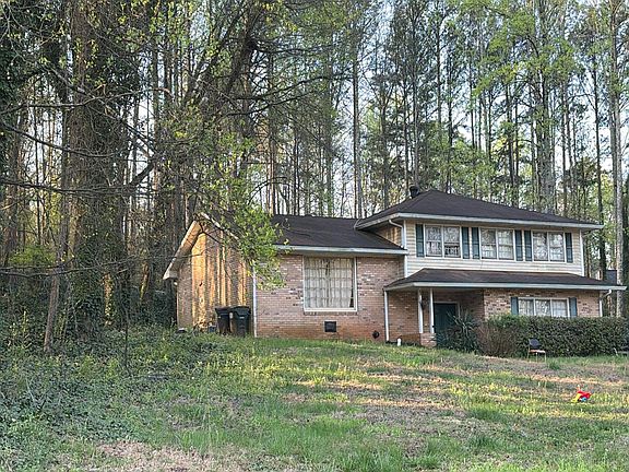 3rd image of 914 Sinyard Cir