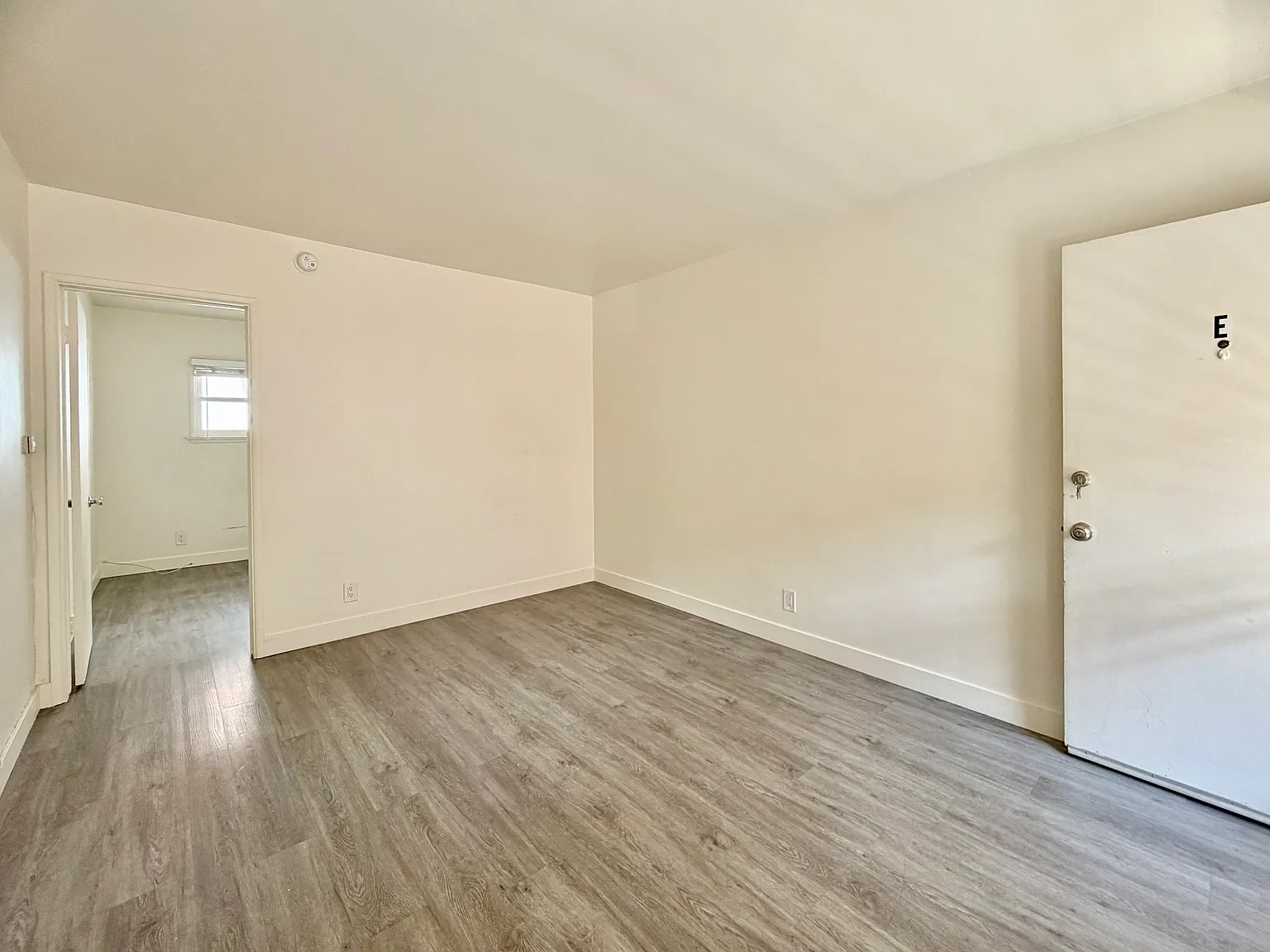 1 bed, 470 sqft, $1,725 — Photo 2