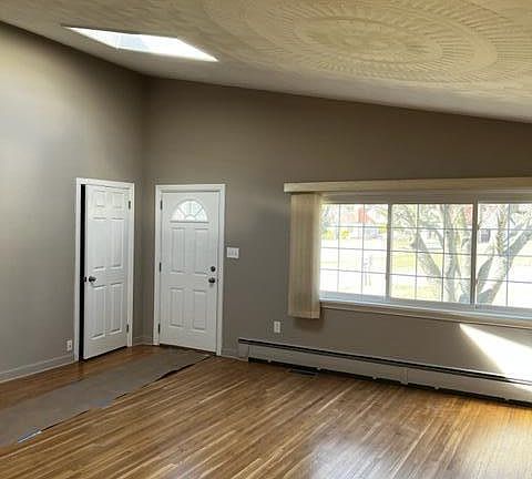 2nd image of 3208 Sylvan Heights Dr