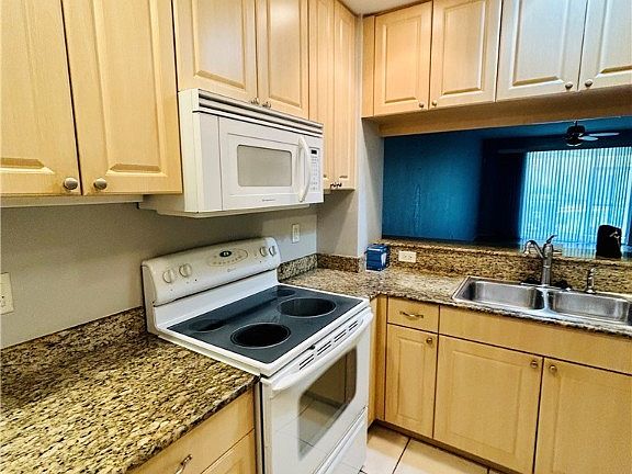 3rd image of 1121 Van Loon Commons Cir APT 102
