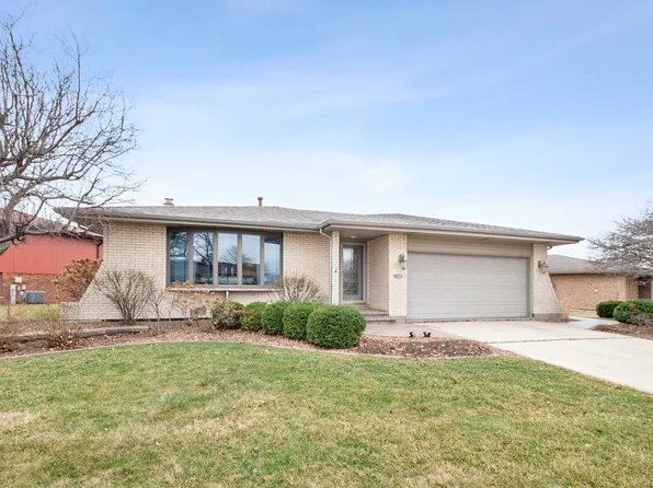 8835 174th St, Tinley Park, IL 60487