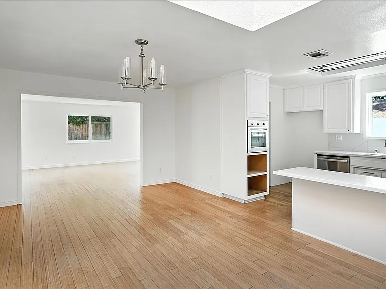 8846 Laramie Ave — Photo 14