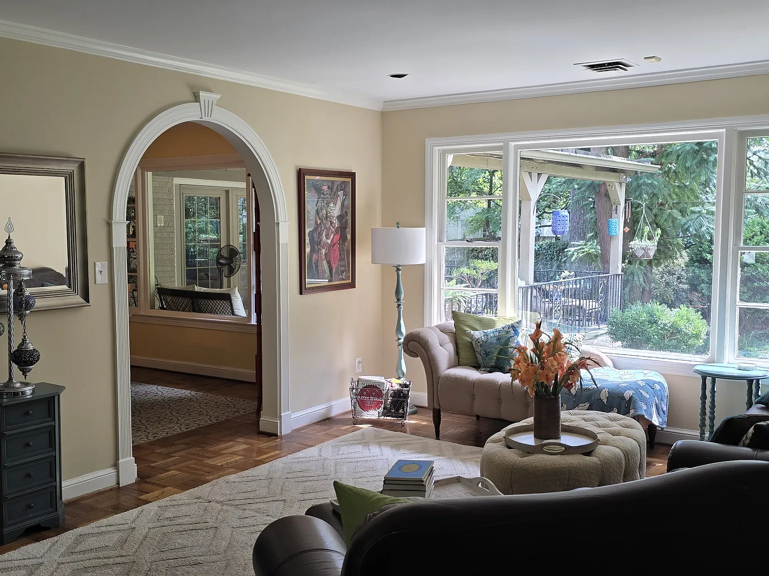 3 bed, 2.5 bath, 2200 sqft, $3,750 — Photo 3