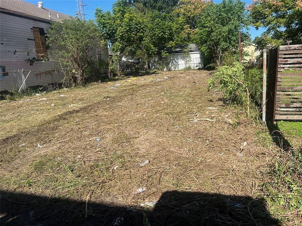 1st image of 3017 N Claiborne Ave