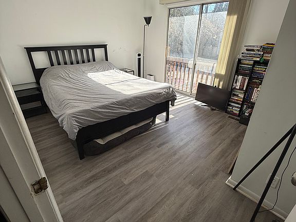 3rd image of 10815 Badger Dr