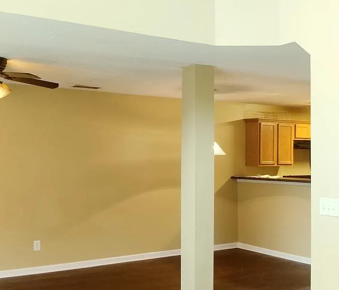 family room / Breakfast area