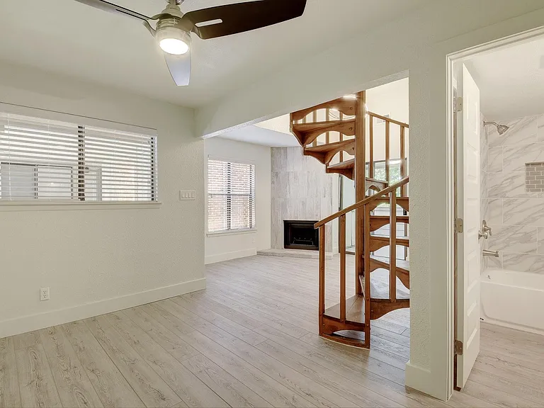 2500 Burleson Rd #719 — Photo 7