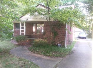 70 Keewaydin Dr, Timberlake, OH 44095