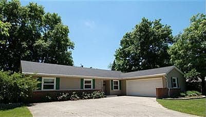 1st image of 100 S Johanna Dr