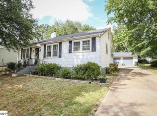 208 Lancaster Ave, Greer, SC 29650