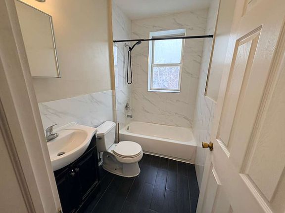 4th image of 234 N 18th St #3E