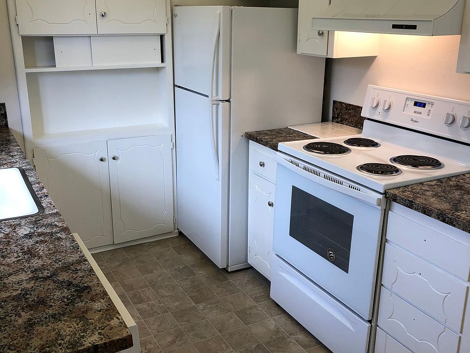1st image of 8815 23rd Ave NE APT 1