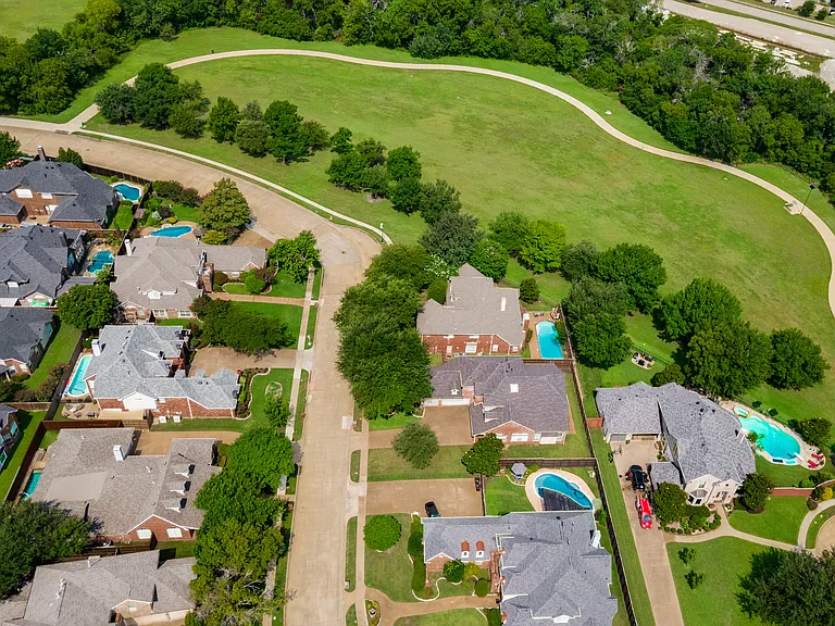 4633 Oak Shores Dr — Photo 29