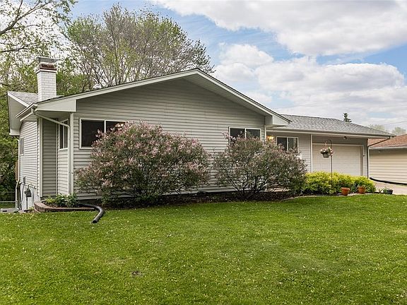 2nd image of 1005 17th Ave