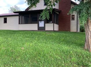 2 S Canton Rd, Potsdam, NY 13676