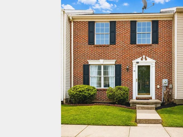 10 Hickory Ln, Elkton, MD 21921