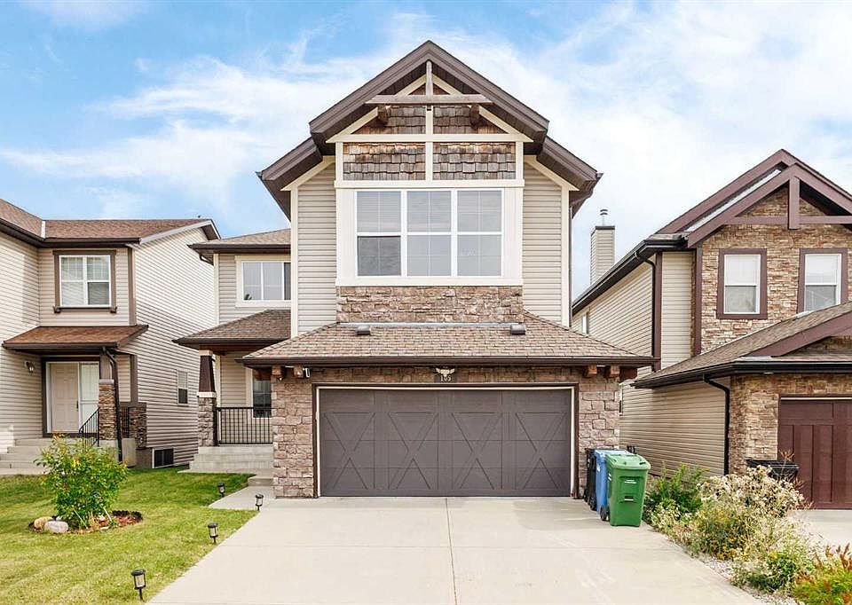 1st image of 105 NW Cortina Bay SW