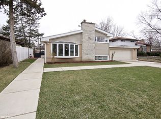 128 James Ct, Glenview, IL