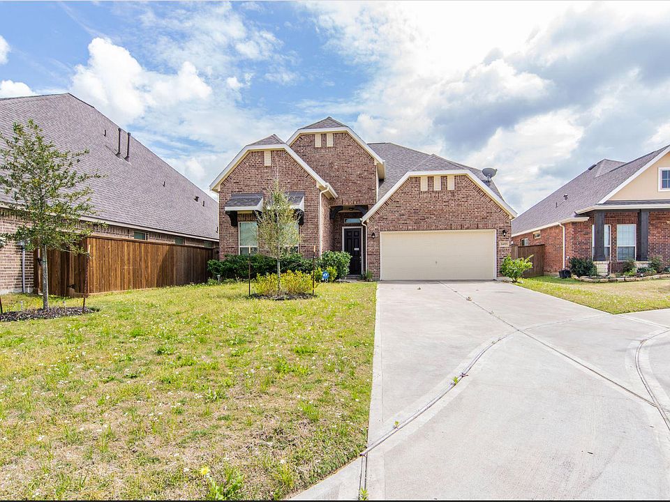 1st image of 24015 Via Viale Dr