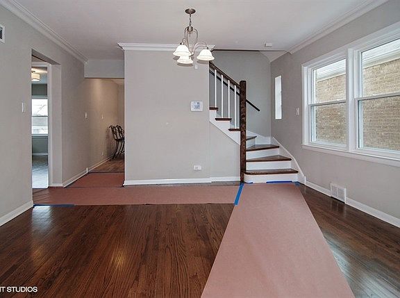 4th image of 3811 Elmwood Ave