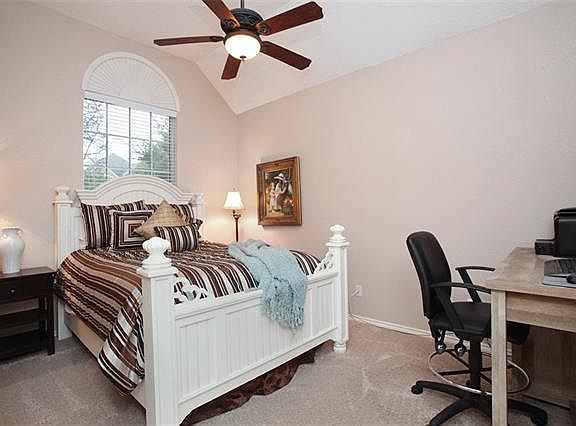 4th image of 3301 Brunchberry Ln