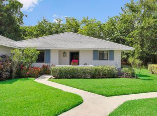 825 Club Dr, Palm Beach Gardens, FL 33418