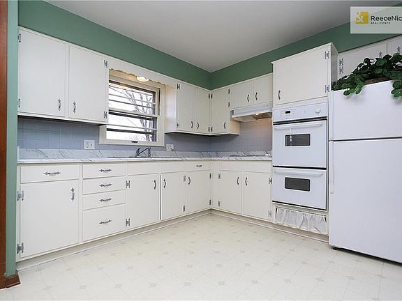 4th image of 15303 E 43rd Pl S
