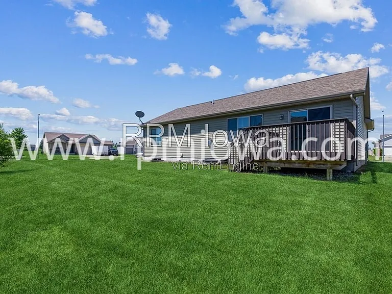 3709 NW Kline St — Photo 15
