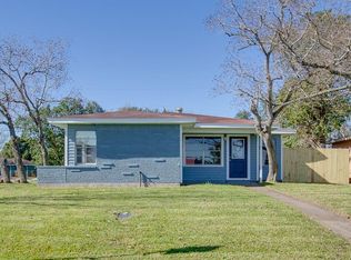 412 Glenmore Dr, Pasadena, TX 77503