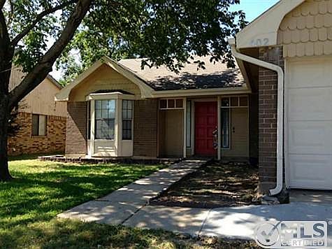 2nd image of 402 Kalmia Dr
