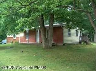 7473 Applegate Rd, Stroudsburg, PA 18360