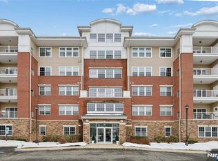 7408 Warrens Way #Top, Wanaque, NJ 07465