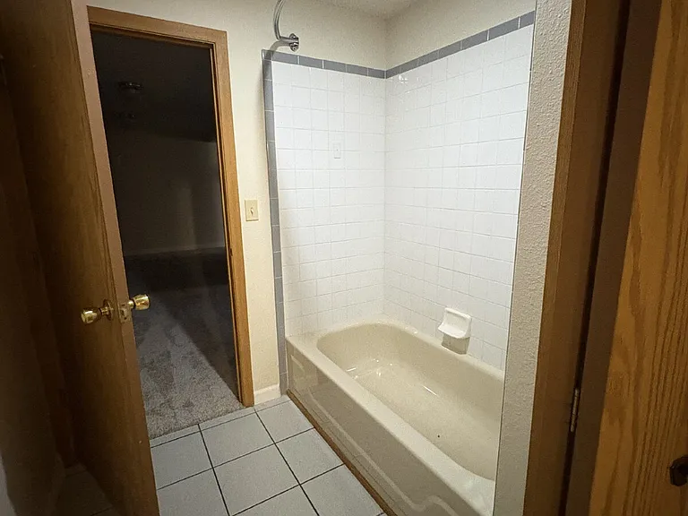 6469 Pulpit Rock Dr — Photo 16