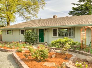 2198 E McAndrews Rd, Medford, OR 97504