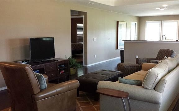 3rd image of 1529 Birmingham Forest Dr