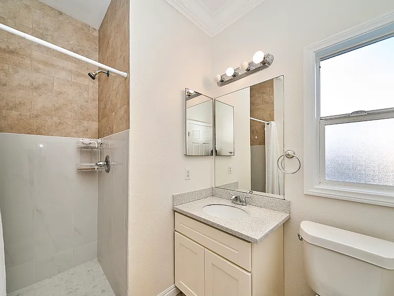 3326 Barnes Ave — Photo 14