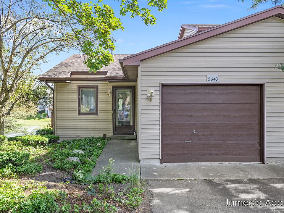 1st image of 2340 Bridle Creek Dr SE