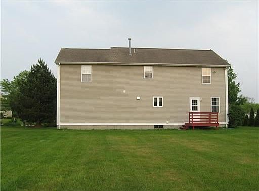 2nd image of 105 Straw Ln